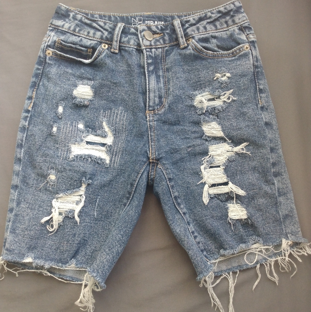 NoBo junior mid-rise capris